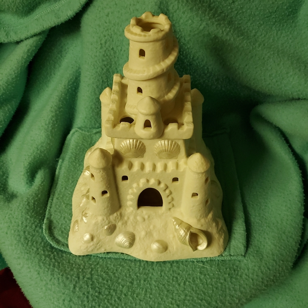 Tealight holder